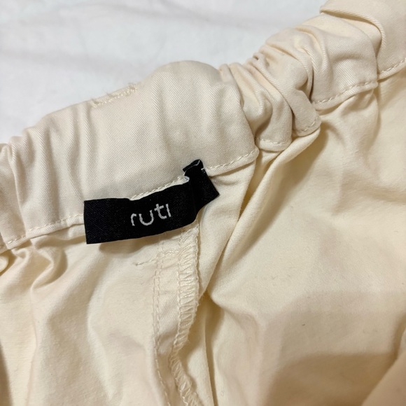RUTI The Slouchy Soft Twill Pants - Color Ecru - Picture 5 of 9